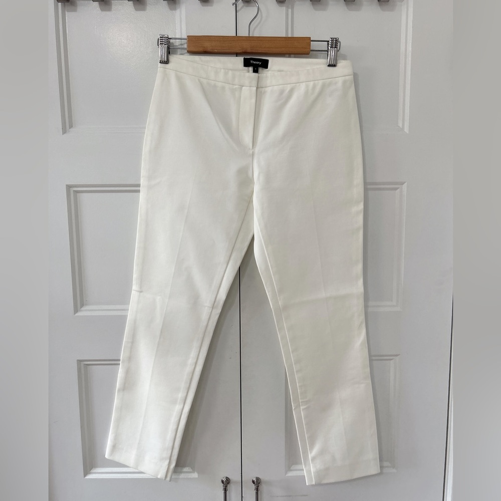 Theory pants in white color
